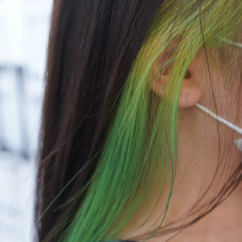 イヤリングカラー＋透明感カラー＋似合わせカット　