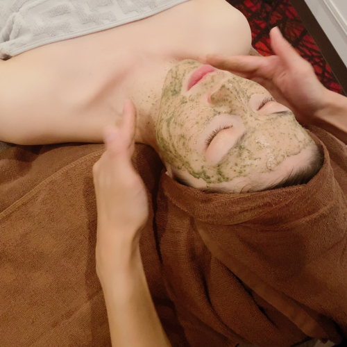 【輪郭×肌質★Wケア】小顔コルギ＆肌質改善で韓国級フェイスへ！！