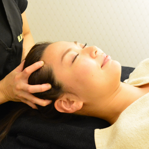 ［オプション］頭皮リフト　ヘッドマッサージ　20分